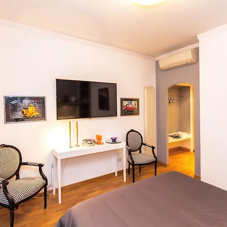 Red Carpet Luxury * Rom
